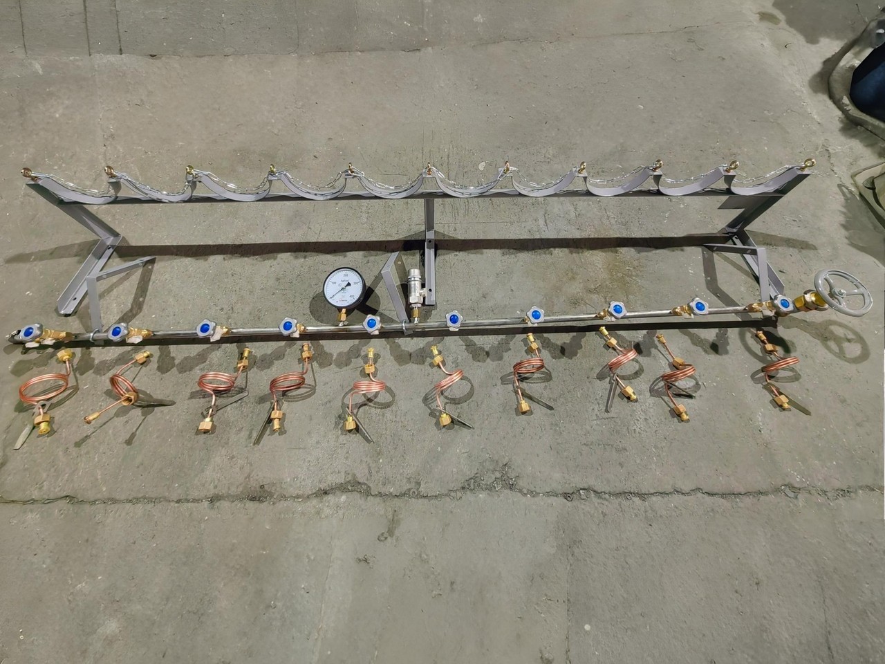 Поставка наполнительной рампы на 10 баллонов